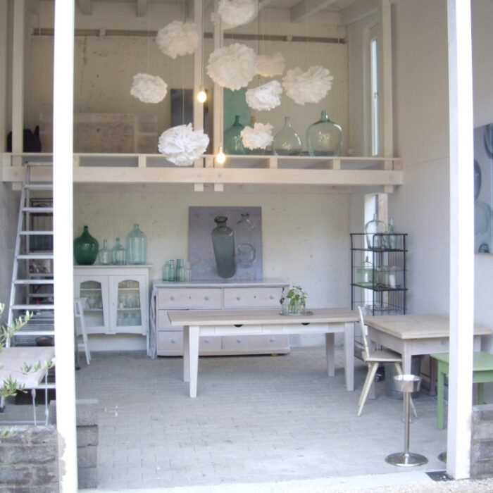 00494B02-910A-4985-84BF-01C63E3675AE_1_105_c