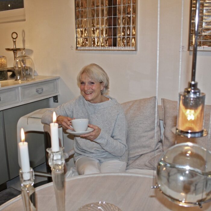 1D0C2608-A60B-4767-BAB9-D9E587F30568_1_105_c