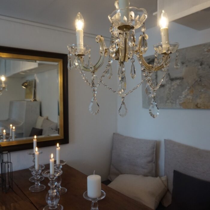 63886CEE-5708-44D5-A6BE-344BC5F41EE6_1_105_c